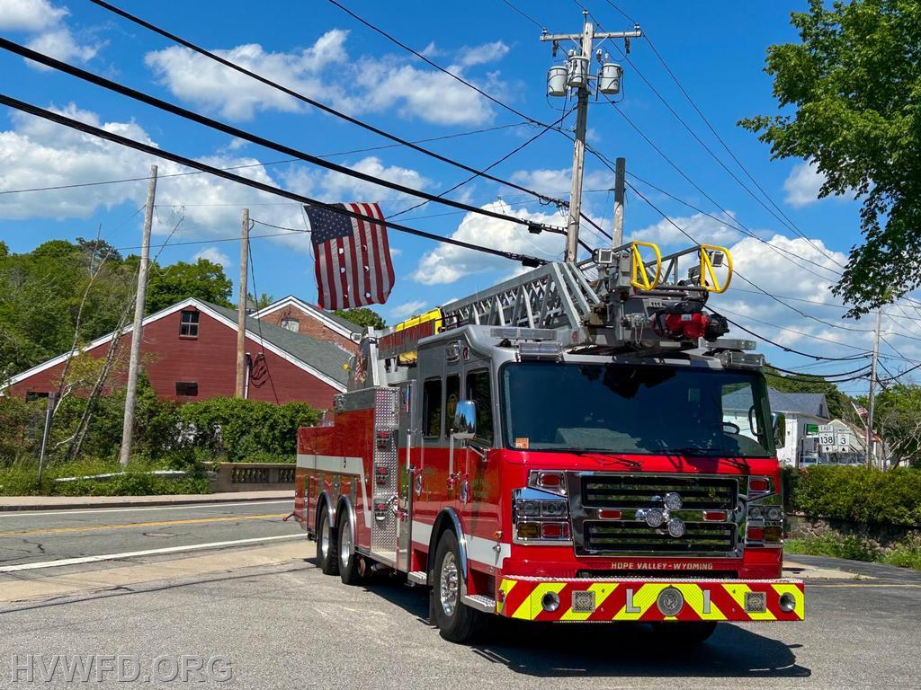 Ladder 911 is a 2018 109' Rosenbauer Viper
500 Gallons of Water / 30 Gallon Foam Cell
2000 GPM Waterous Pump
Elkhart Class A Foam Eductor 
500ft of 4 Inch LDH
200ft of 3 Inch Hose
2-Cross lays of 2 inch Hose 200ft long
1 - Scott Thermal Imaging Camera 
6 -Scott 4.5 45min bottles